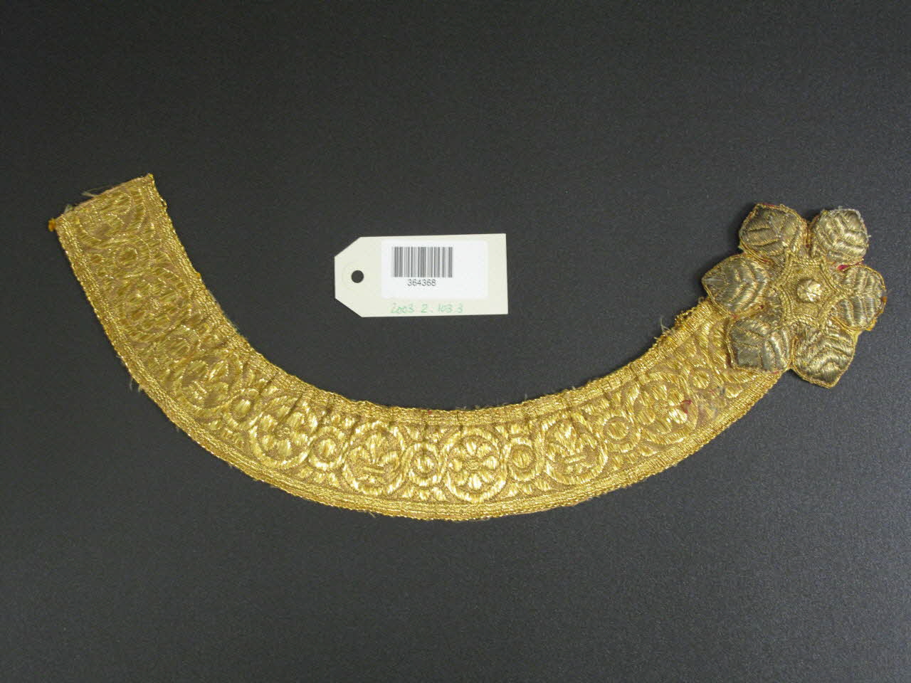 GALON DE PASSEMENTERIE 2003.2.103.3 Photo