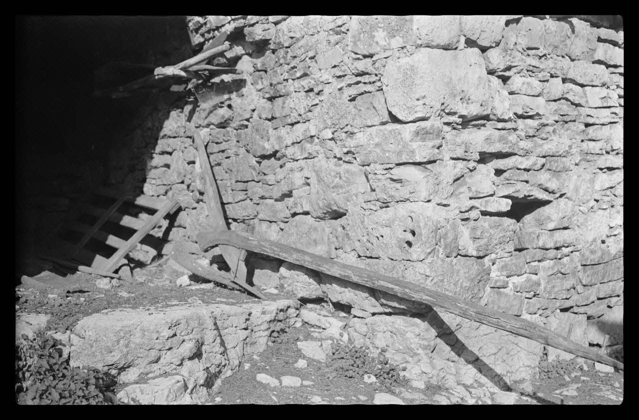 Mireille Place photographie Charrue Languedoc-Roussillon, France 1938/9/2 Ph.1938.10.91 Photo