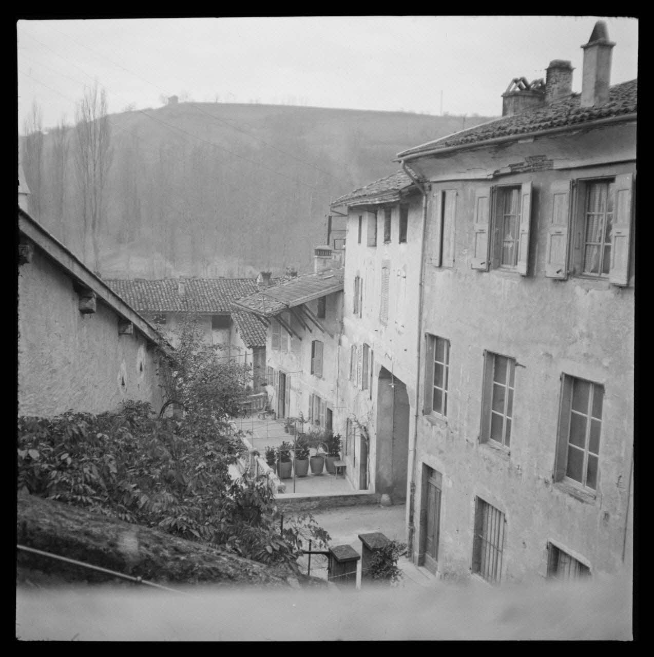 photographie Maison avec terrasse devant la maison Ph.1938.5.28 Photo