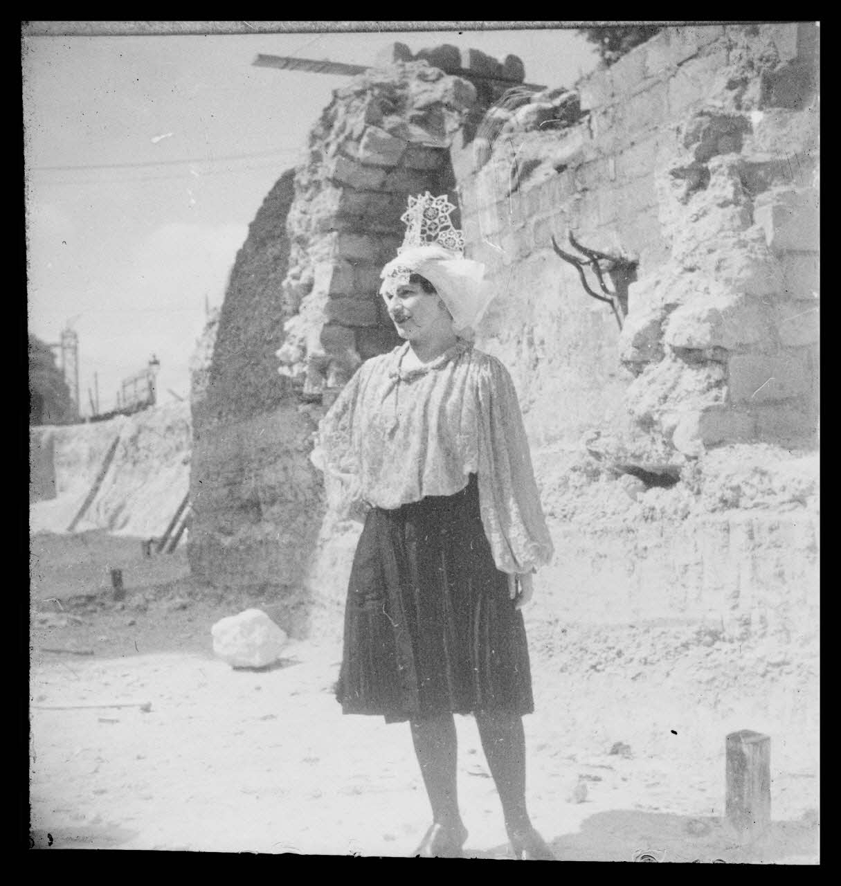 Pierre Verger photographie Groupe folklorique Bise-Dur Pays de la Loire, France 1936 Ph.1941.51.26 Photo Fondation Pierre Verger  (Mucem) / Pierre Verger