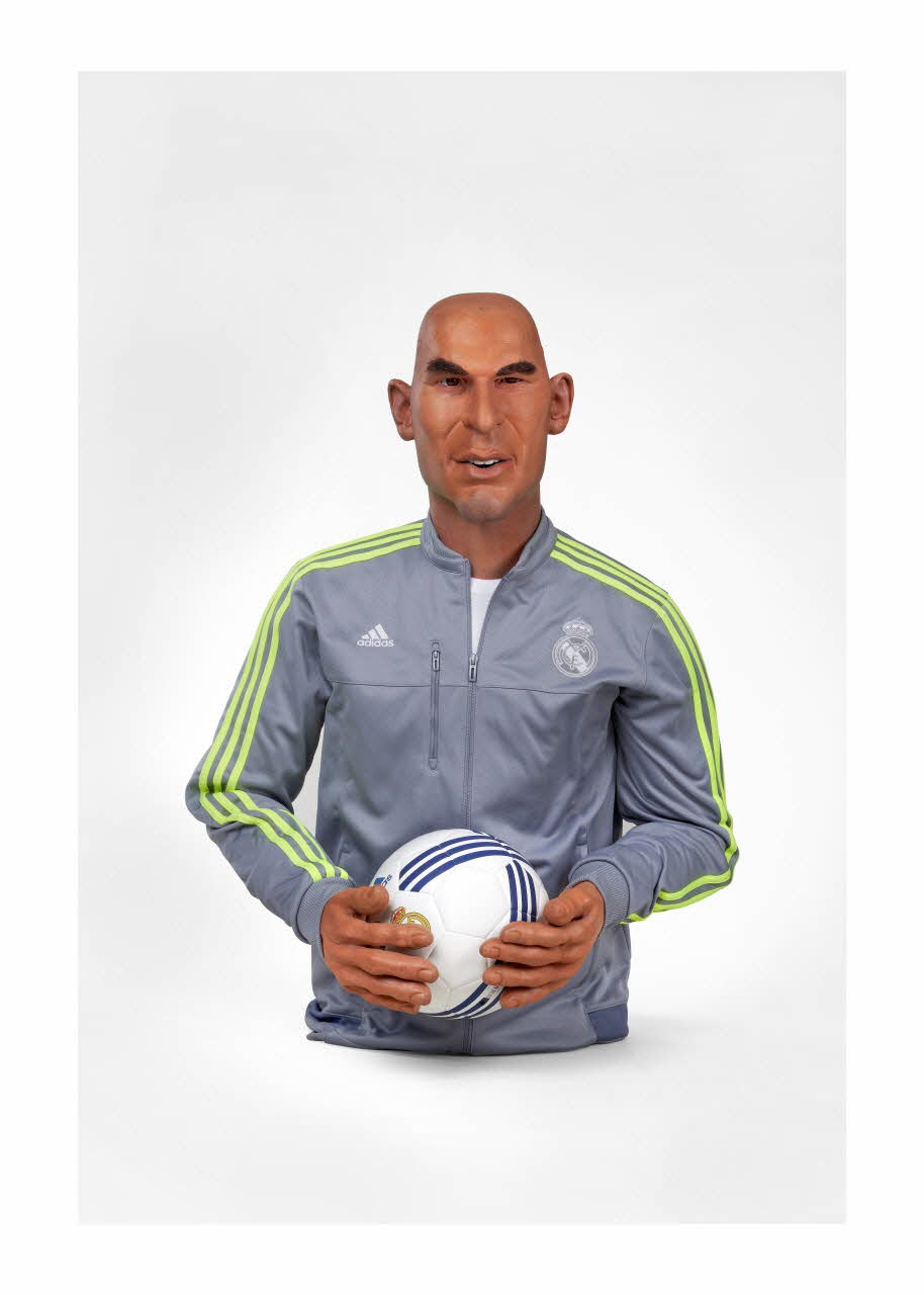 Canal + ; Alain Duverne tête de marionnette Marionnette de Zinédine Zidane - Les Guignols de l'Info - Canal + Ile-de-France, France 1995 2017.32.1 Photo Mucem/ Yves Inchierman