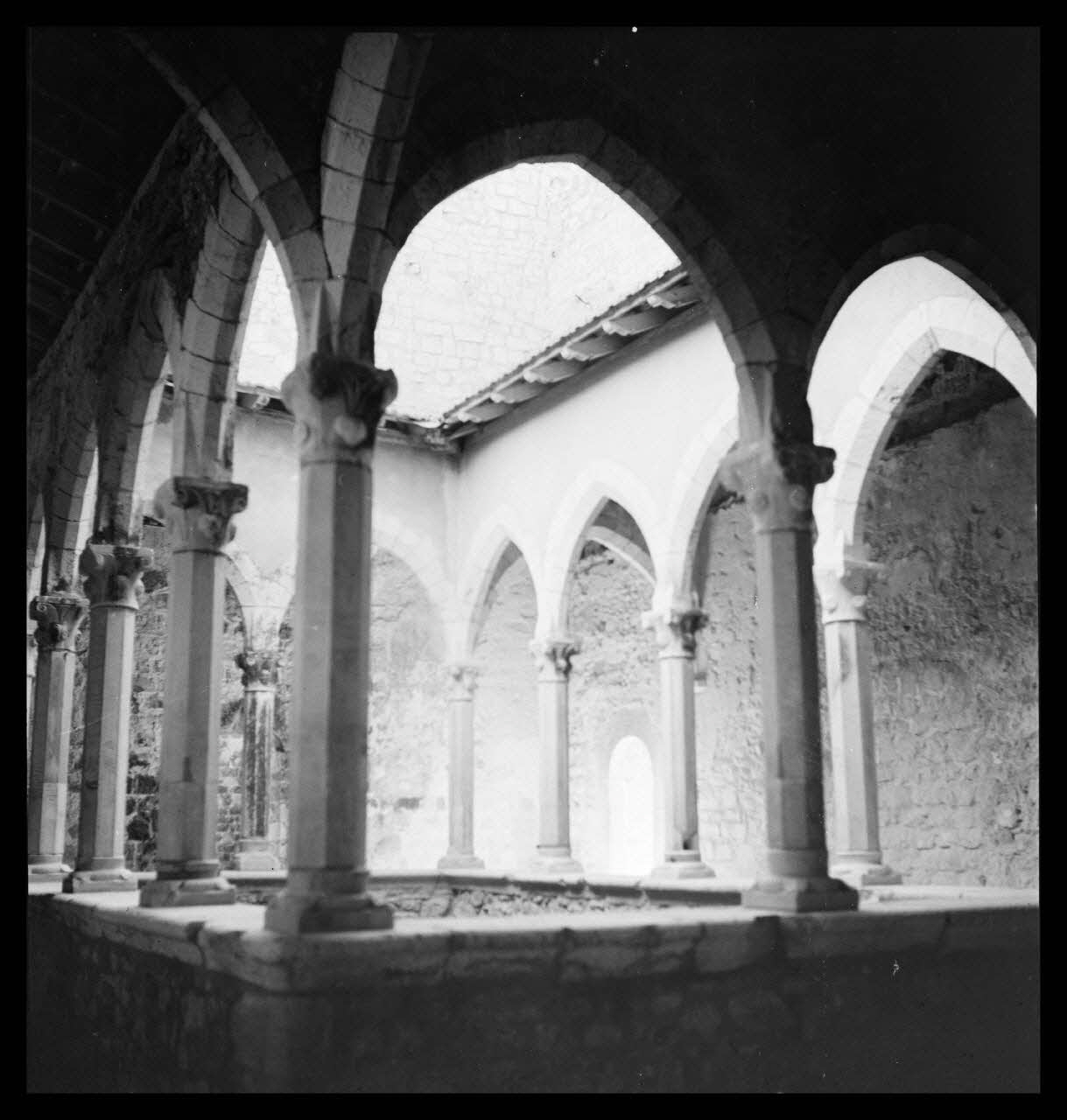 photographie Cloître bas Ph.1941.124.32 Photo