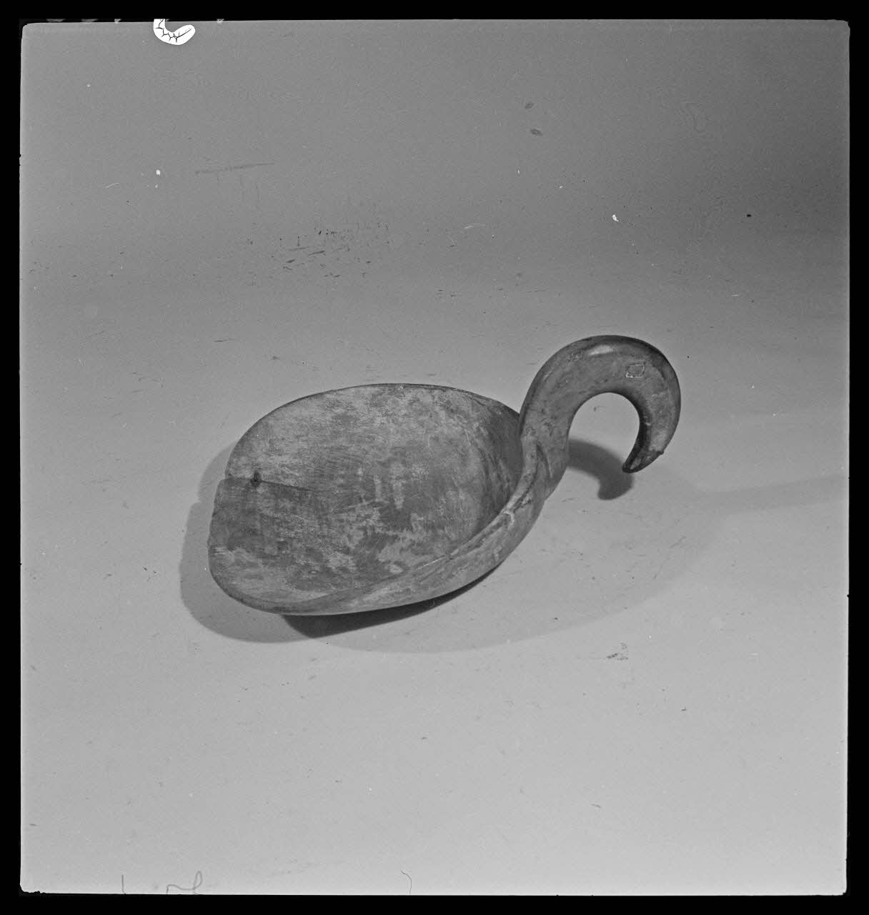 Gérard Franceschi photographie Pelle à farine en bois France 1942 Ph.1942.165.122 Photo