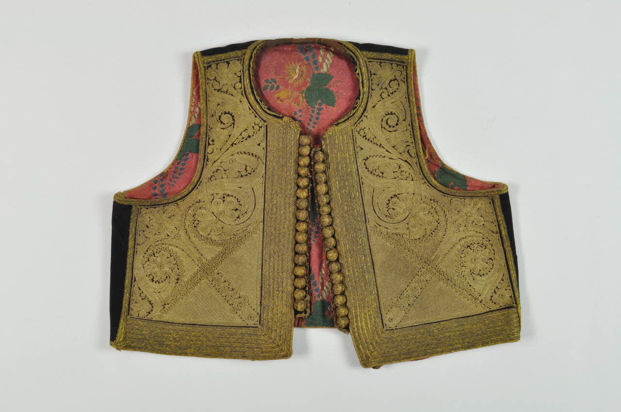 gilet sans manche DMH1990.25.1 Photo Mucem