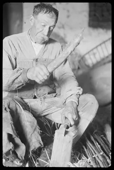 Dan Lailler photographie MNATP. Chantier 1810. Enquête sur les techniques artisanales (1942 - 1946) Pays de la Loire, France 1942/9/1 Ph.1943.3.1  Photo Mucem / Dan Lailler