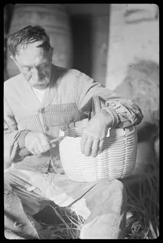 Dan Lailler photographie MNATP. Chantier 1810. Enquête sur les techniques artisanales (1942 - 1946) Pays de la Loire, France 1942/9/2 Ph.1943.3.19 Photo Mucem / Dan Lailler
