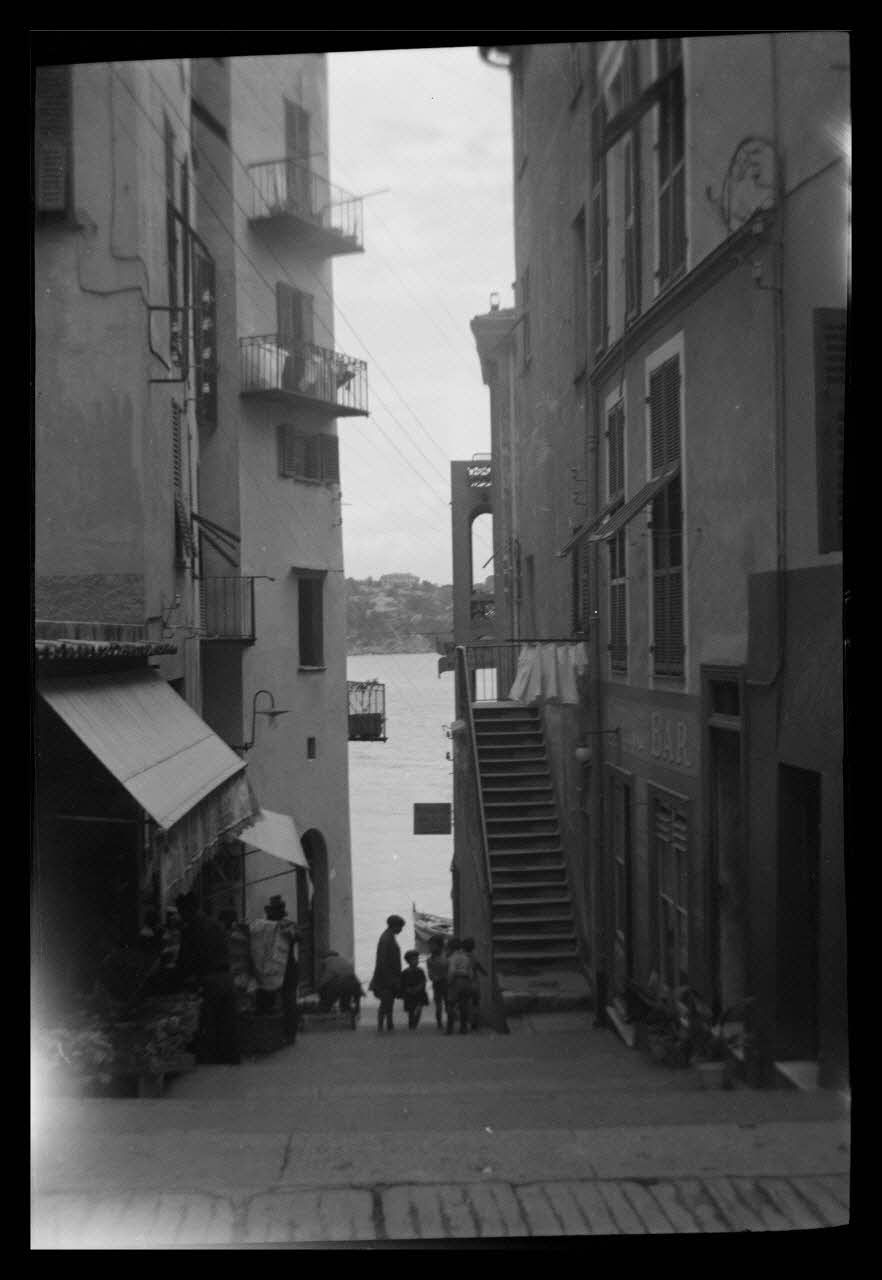 Jean Pédron photographie Rue et escalier Provence-Alpes-Côte d'Azur, France 1935 Ph.1941.134.5 Photo