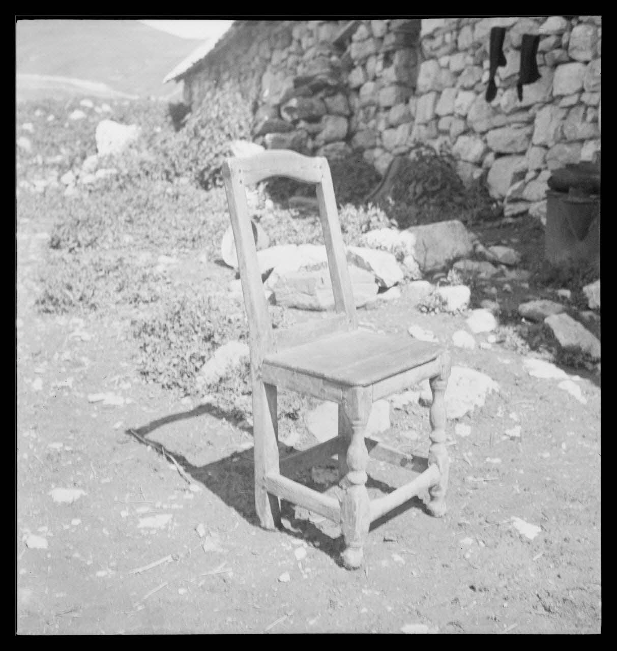 photographie Chaise dérivée de style Louis XIII. Ménage de berger Ph.1941.141.9 Photo