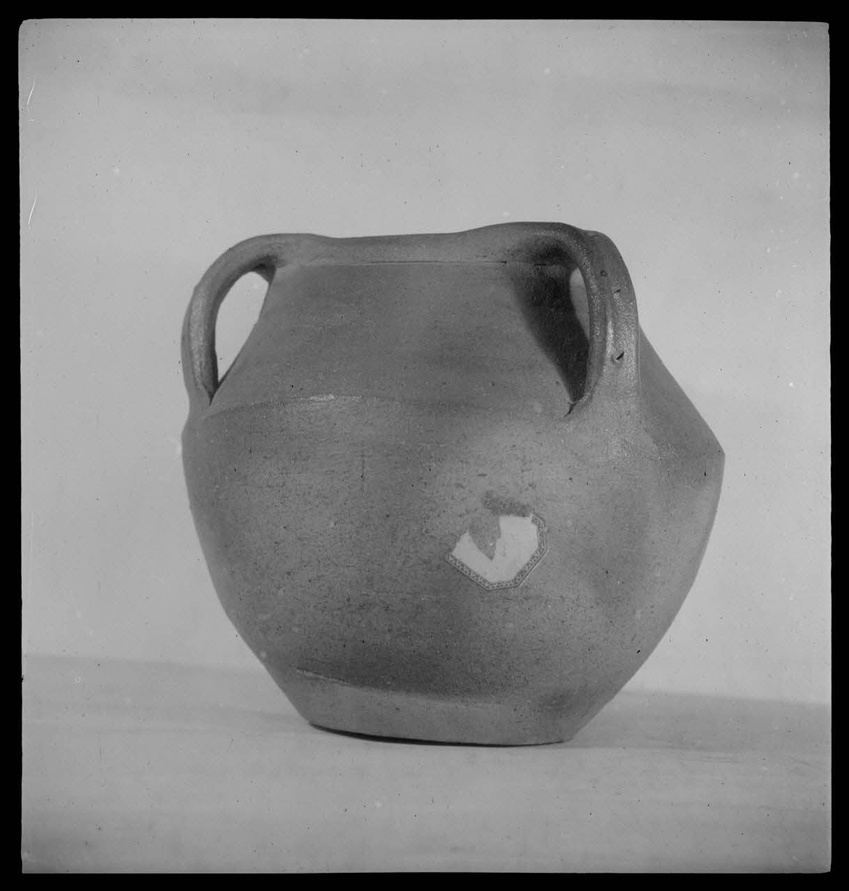 Pierre Soulier photographie Pot à anse des Landes Ile-de-France, France 1944/2/1 Ph.1944.26.204 Photo