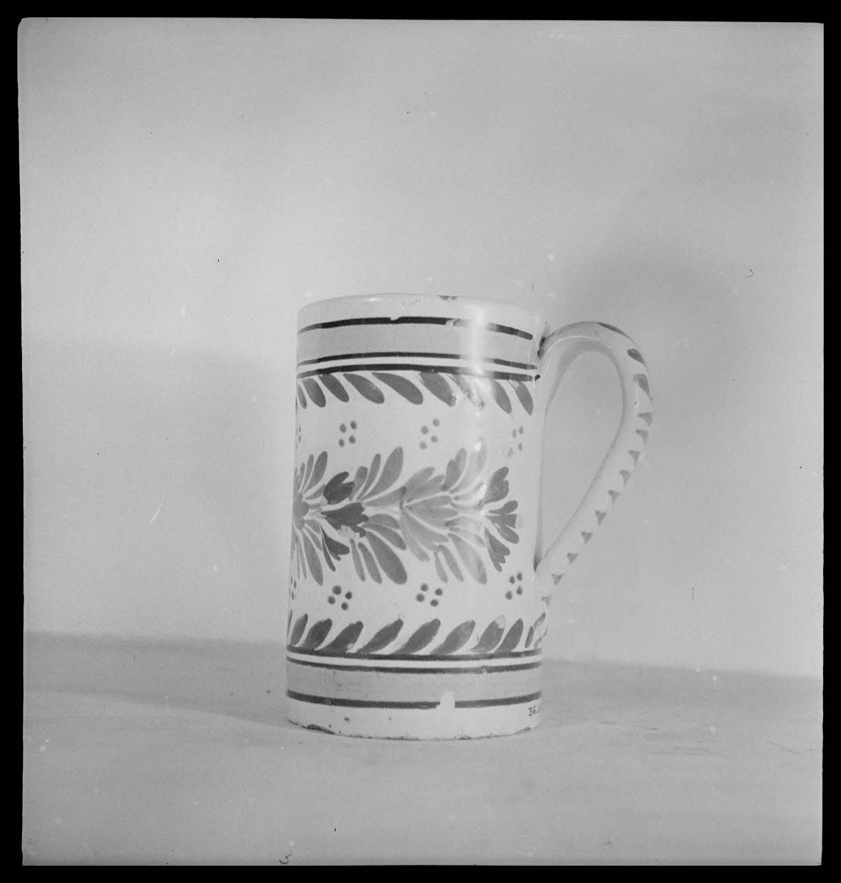 Pierre Soulier photographie Quimper ? Ile-de-France, France 1944/2/1 Ph.1944.26.210 Photo