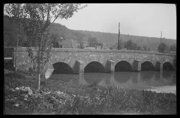 Marc Sibertin-Blanc photographie Pont sur la Sault Lorraine, France 1943/5/6 Ph.1943.167.23 Photo