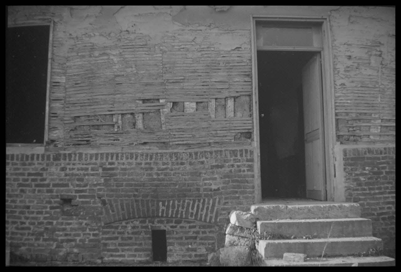 Camion photographie Pan de bois et torchis. Détail Picardie, France 1945/4/1 Ph.1945.51.31 Photo