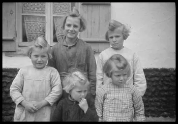 Berthier photographie Enfants picards Picardie, France 1945/5/1 Ph.1945.66.20 Photo