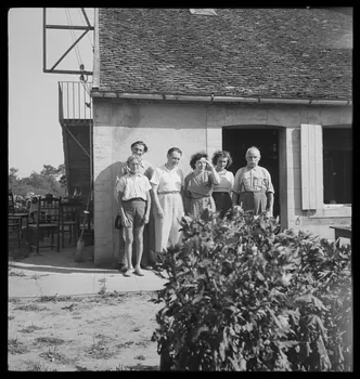 Pierre Séguy photographie Famille Georges Mathieu Bourgogne, France 1943/8/1 Ph.1943.222.9 Photo
