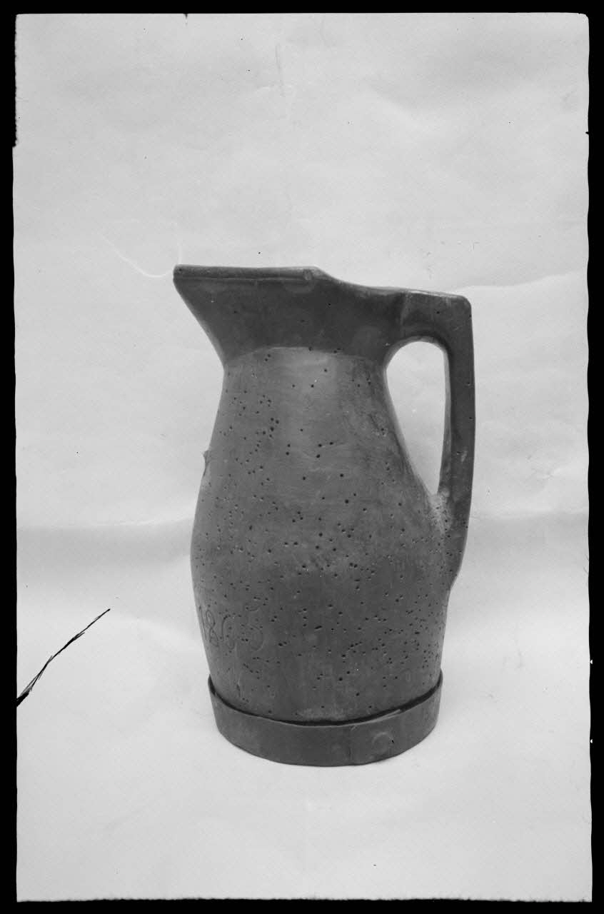 Perreau photographie Clermont-Ferrand : Musée d'Art local Auvergne, France 1946/1/1 Ph.1946.57.45  Photo