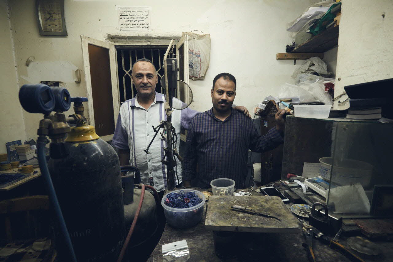 photographie Artisans de l'atelier Ahmed Hussein Le Caire, Egypte 2017 Ph.2018.26.1 Photo Mucem/ Yves Inchierman