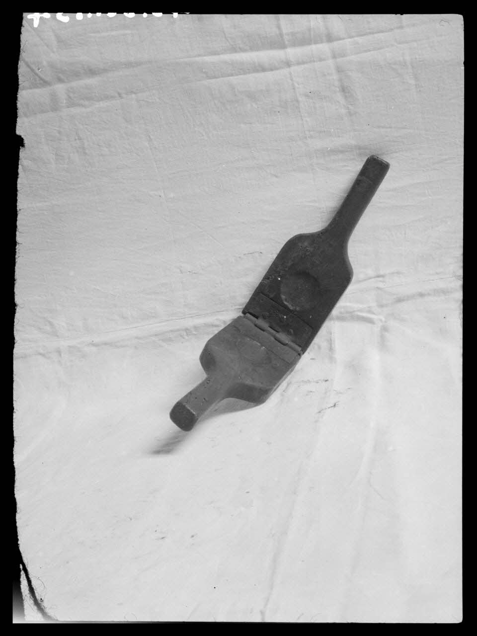 photographie Casse-noix en bois Ph.1943.301.134 Photo