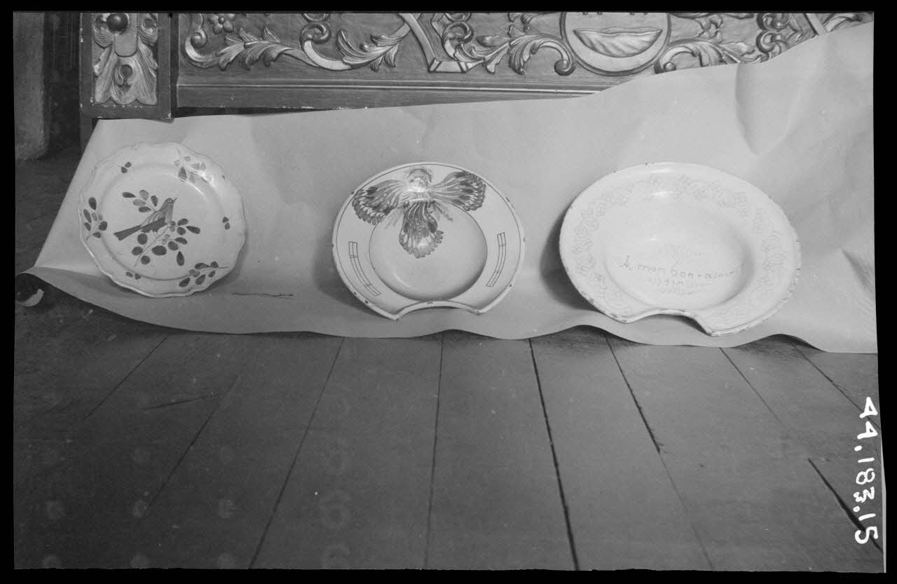 Robert Perreau photographie Plat à barbe Aquitaine, France 1943/6/14 Ph.1944.183.15 Photo