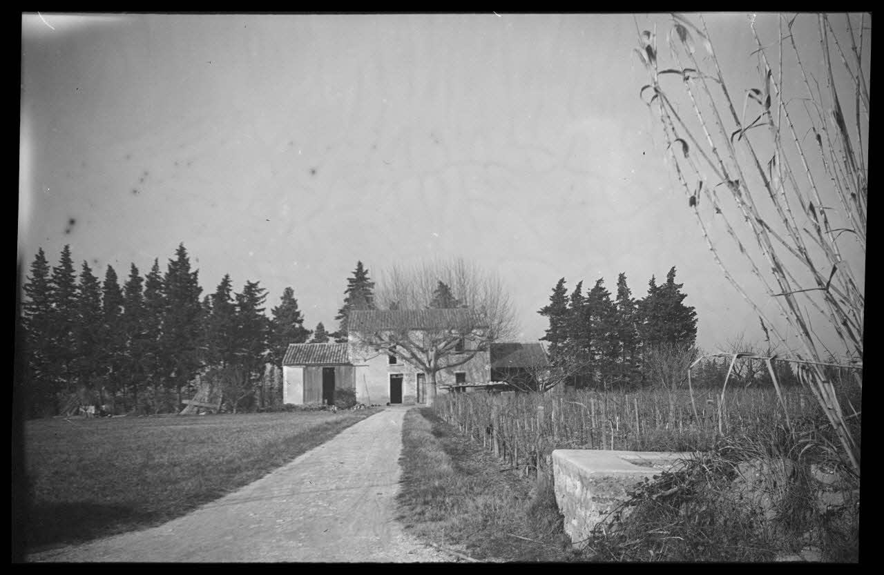 Roger Pepiot photographie Ferme Provence-Alpes-Côte d'Azur, France 1944/1/31 Ph.1945.15.36 Photo