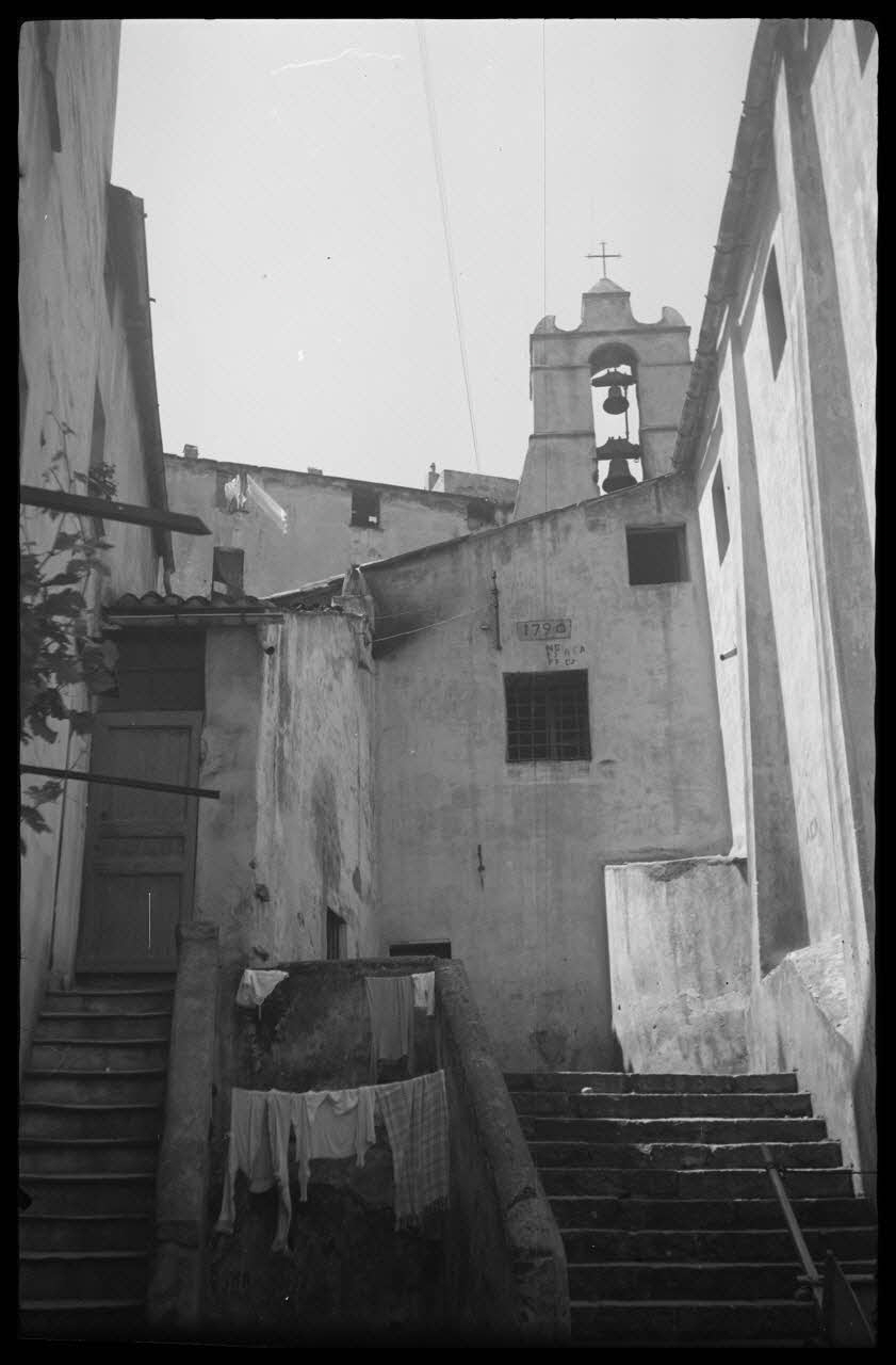 Max photographie Clocher de l'église Saint-Roch Corse, France 1946/5/1 Ph.1946.101.12 Photo