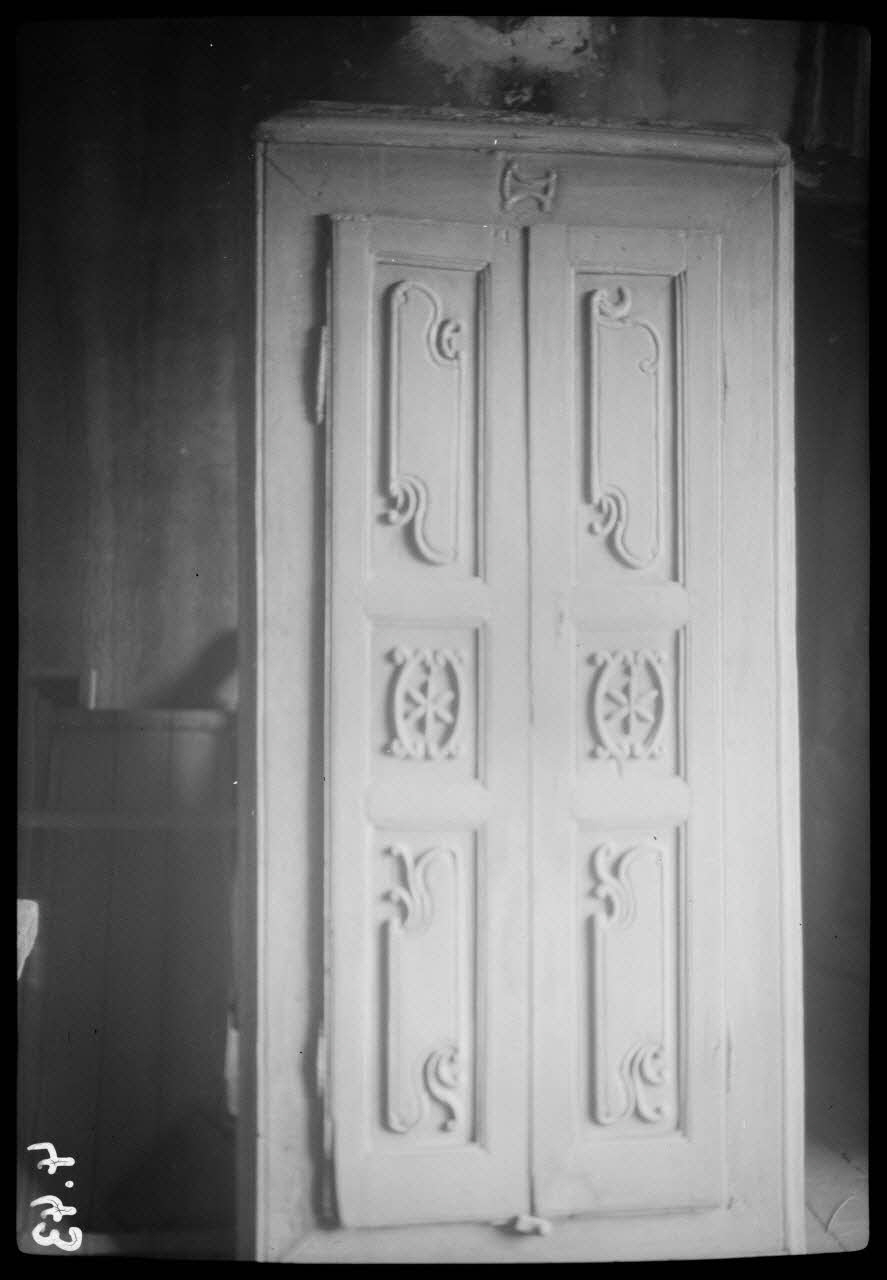 photographie Chez Monsieur Agostini. Porte de placard Ph.1947.20.3 Photo