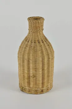 Tirot ; La Vannerie Française bouteille à jetons de jeu de société Picardie, France 1937-1972 1986.51.20  Photo Mucem