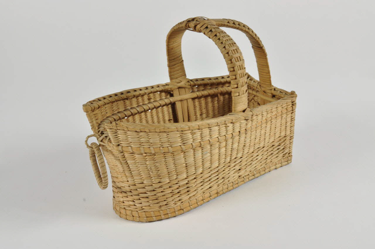 Tirot ; La Vannerie Française couche-bouteille Picardie, France 1937-1972 1986.51.23 Photo Mucem