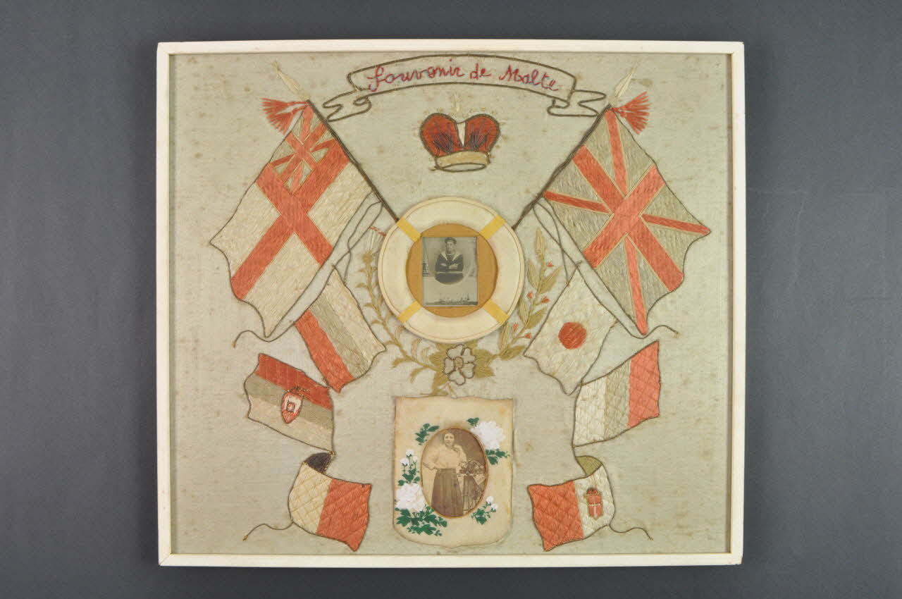 EMBLEME MILITAIRE Malte 1914-1918 1986.77.2 Photo Mucem