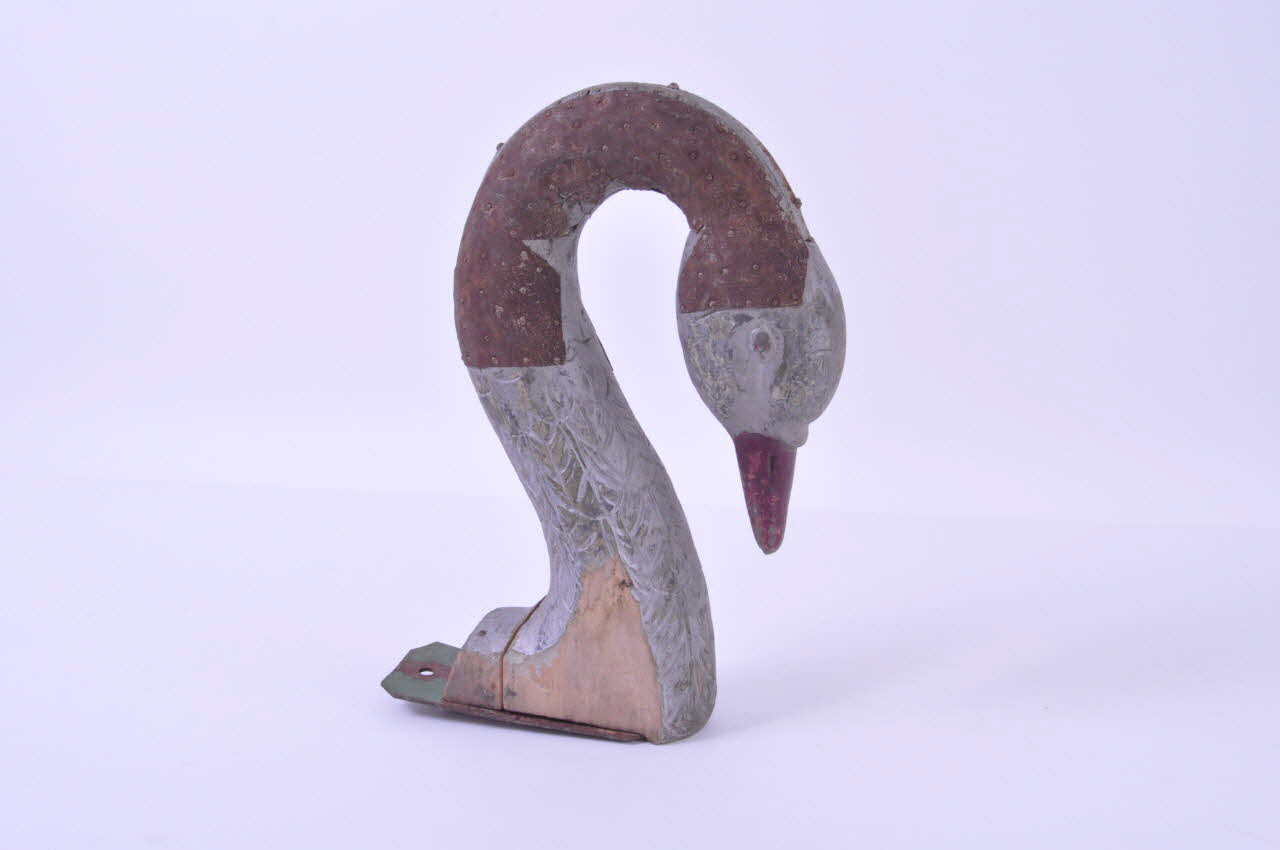 élément décoratif Tête de cygne Belgique 1900 1991.2.45.2.1 Photo Mucem