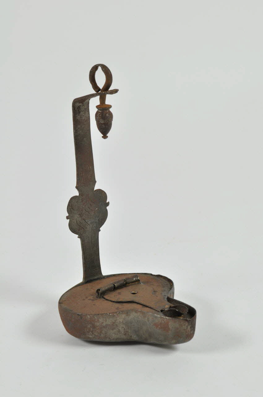 lampe à couvercle Caleil 1943.114.7 Photo Mucem