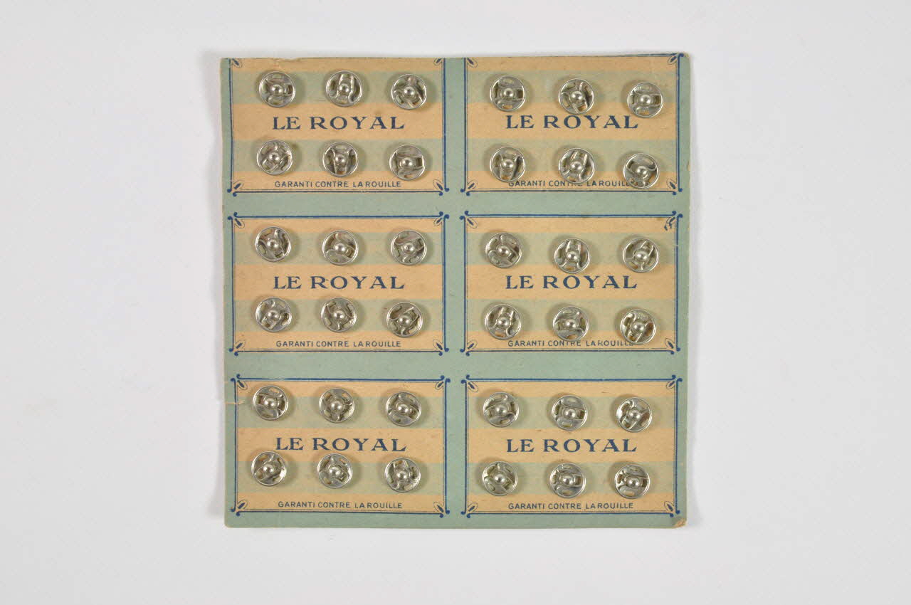 CARTON DE BOUTONS 1993.28.68.4.3 Photo Mucem