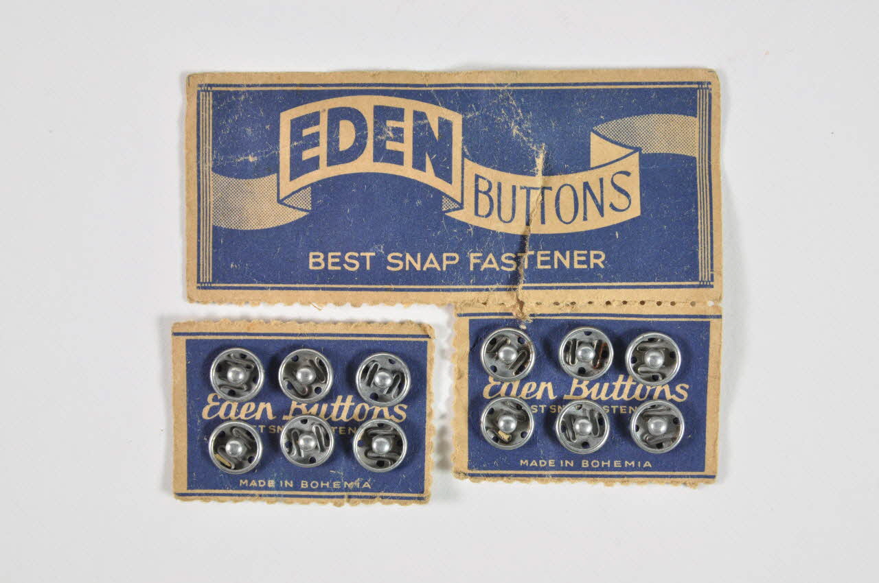 CARTON DE BOUTONS 1993.28.68.5.1-2 Photo Mucem