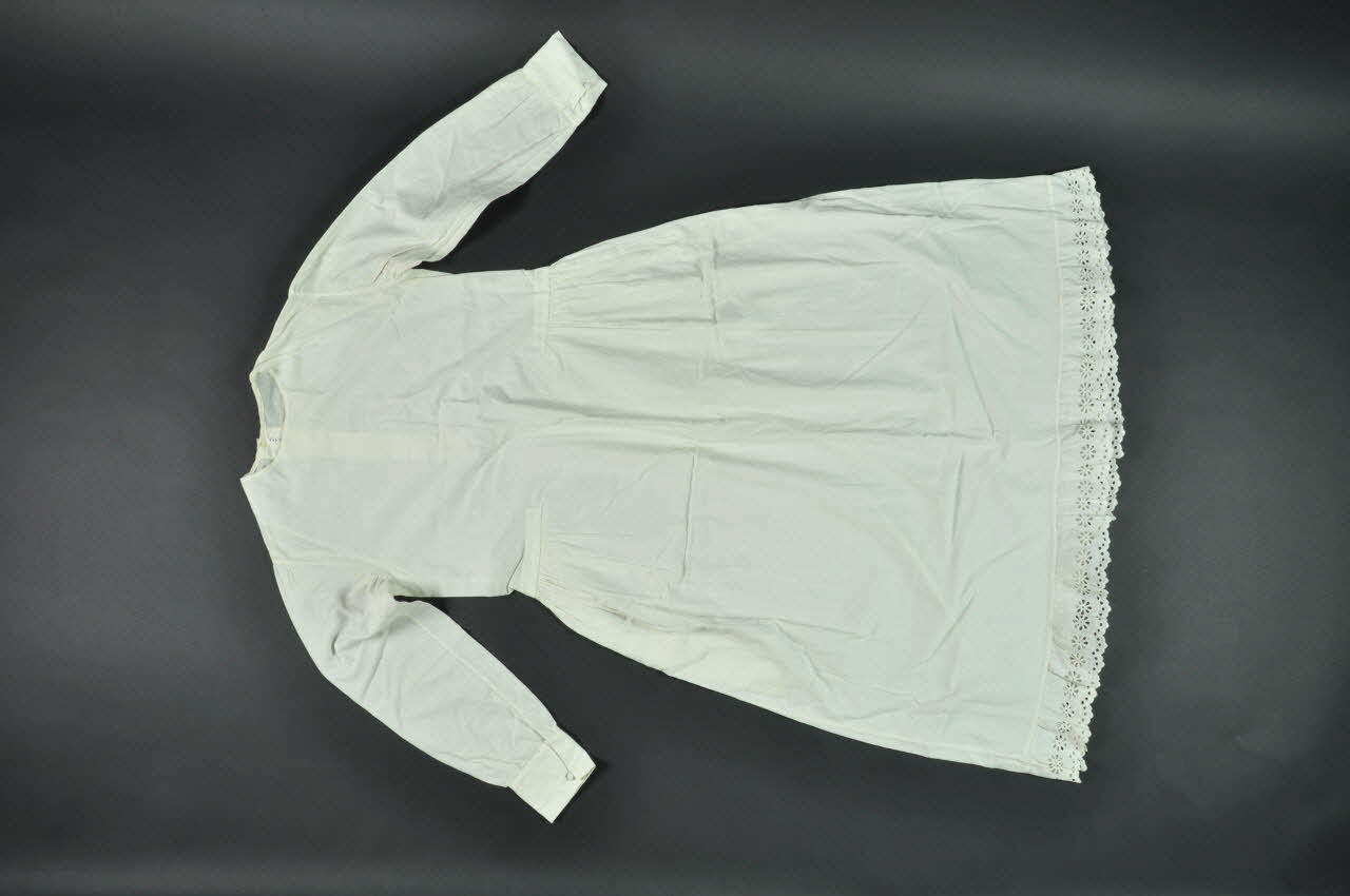 dessous de robe 1995.13.3 Photo Mucem