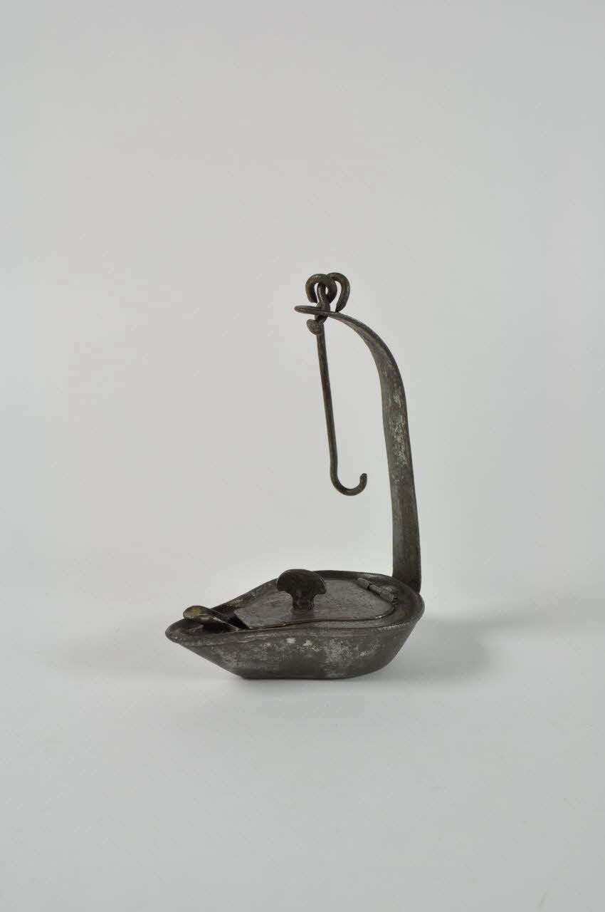 lampe à couvercle Chaleil 1943.137.16 Photo Mucem