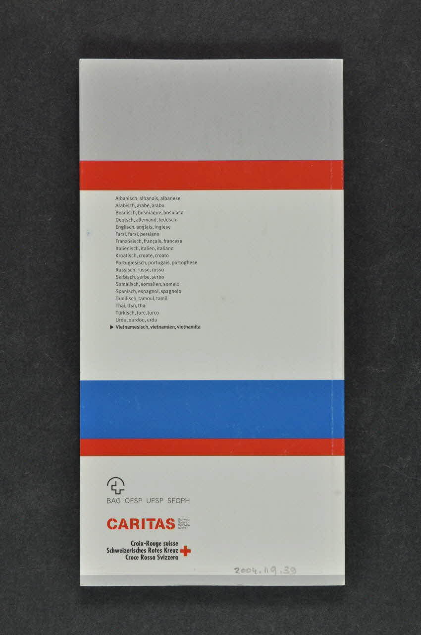Caritas Suisse Et Croix Rouge Suisse BROCHURE "Chi nam su c khoe"  (Guide de santé)  (en vietnamien) Lorraine, France 2001 2004.119.39 Photo Mucem