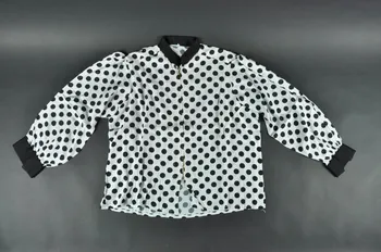 Lydia Vermandel blouse Ile-de-France, France 1974 1997.18.3.4 Photo Mucem