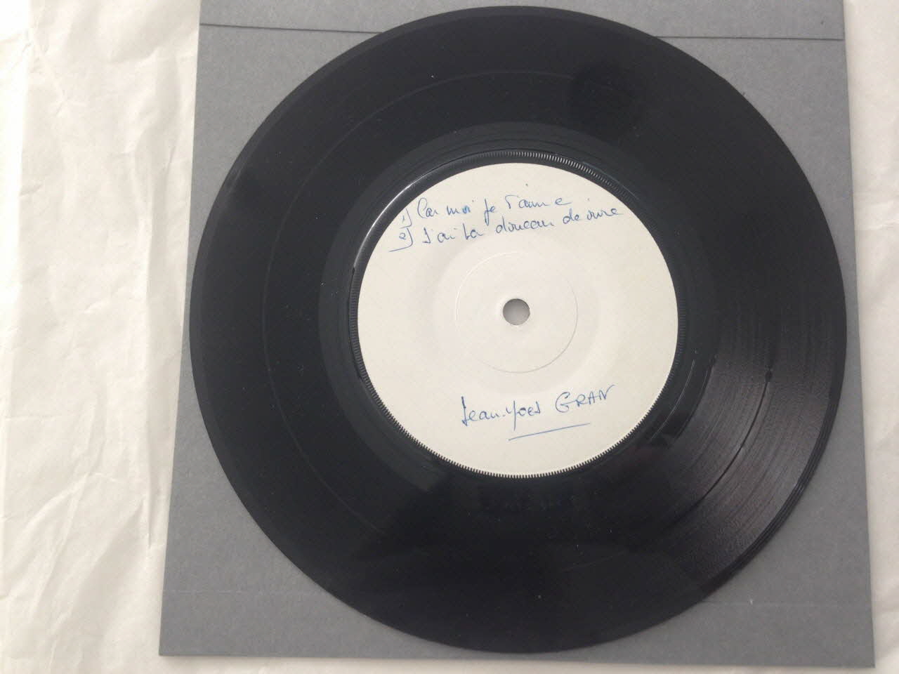 disque 45 tours J'ai la douceur de vivre 2001.69.16.3913 Photo