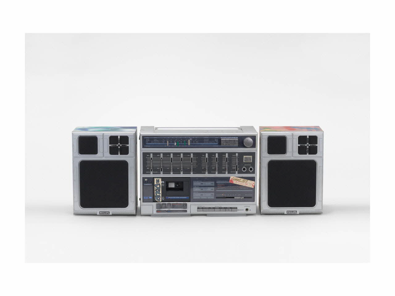 Société Philips ; Hondo poste de radio Ghetto Blaster 1987 2017.34.1.1-3 Photo Mucem