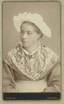 P. Vuillot photographie Album n°2 du Musée d'ethnographie du Trocadéro Rhône-Alpes, France 1875-1899 Ph.1944.41.206 Photo