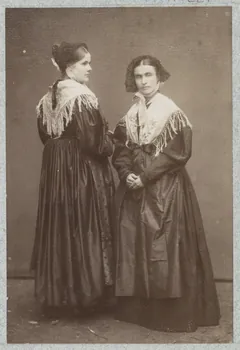Anonyme photographie Album n°2 du Musée d'ethnographie du Trocadéro Rhône-Alpes, France 1875-1899 Ph.1944.41.221  Photo Mucem