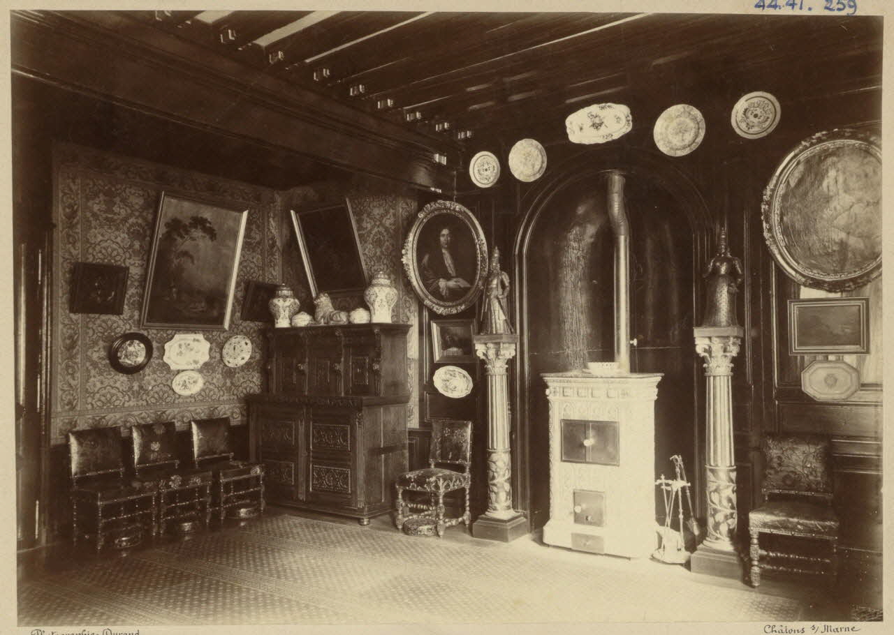 Durand photographie Album n°2 du Musée d'ethnographie du Trocadéro ; Collection Auguste Nicaise Champagne-Ardenne, France 1875-1899 Ph.1944.41.259 Photo Mucem / André Durand