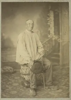 Ch. Gilbert photographie Album n°2 du Musée d'ethnographie du Trocadéro Lorraine, France 1875-1899 Ph.1944.41.276 Photo