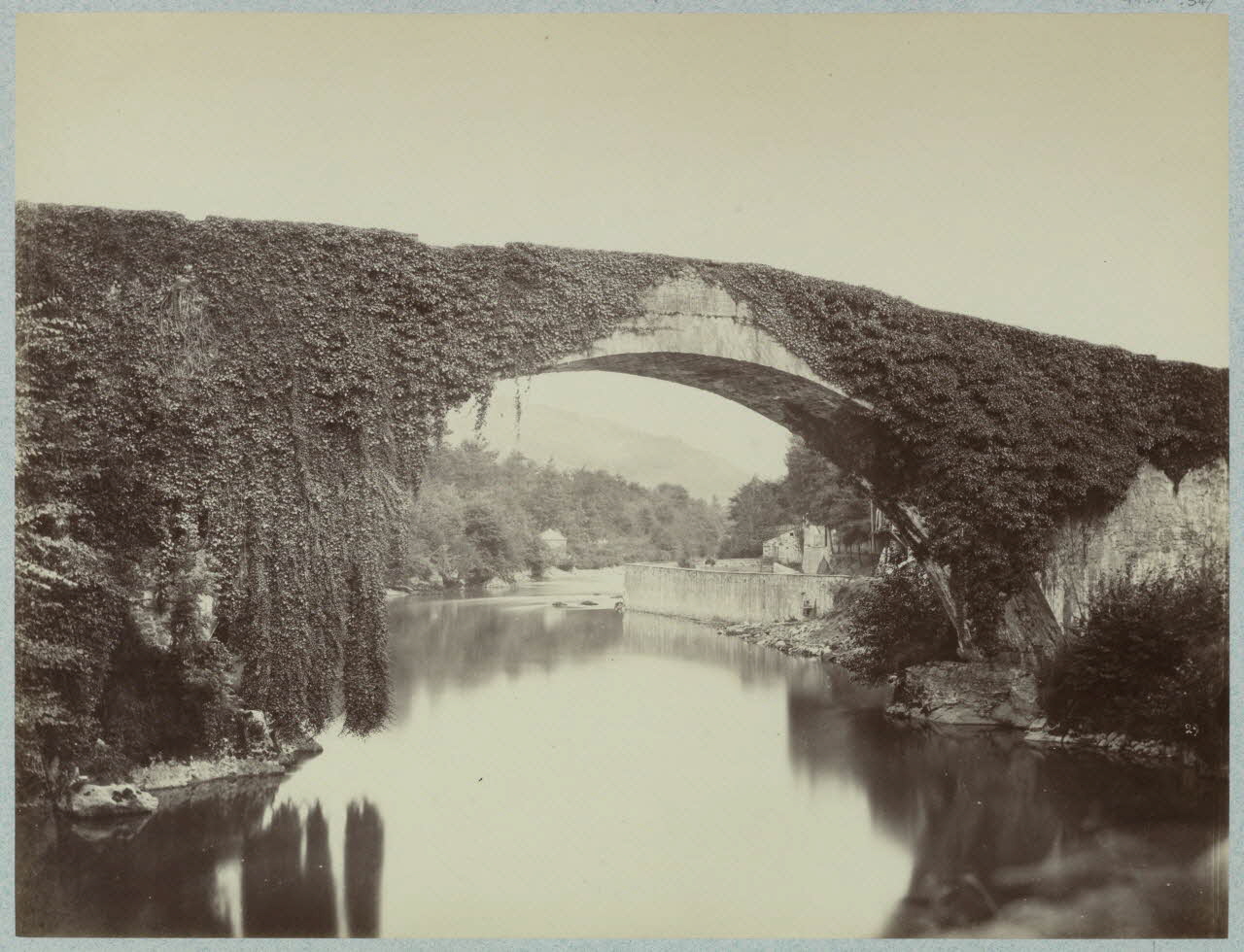 Louis Alphonse Davanne photographie Album n°3 du Musée d'ethnographie du Trocadéro Aquitaine, France 1875-1899 Ph.1944.41.347 Photo