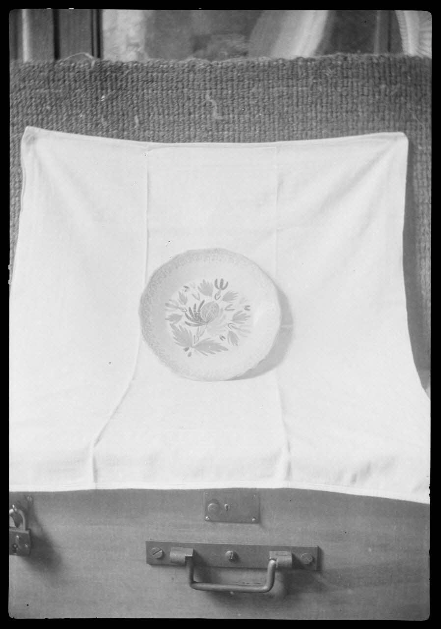 Suzanne Tardieu-Dumont ; Guy Moinet photographie Fontenay-le-Comte : Musée vendéen Pays de la Loire, France 1943/7/28 Ph.1943.213.38  Photo