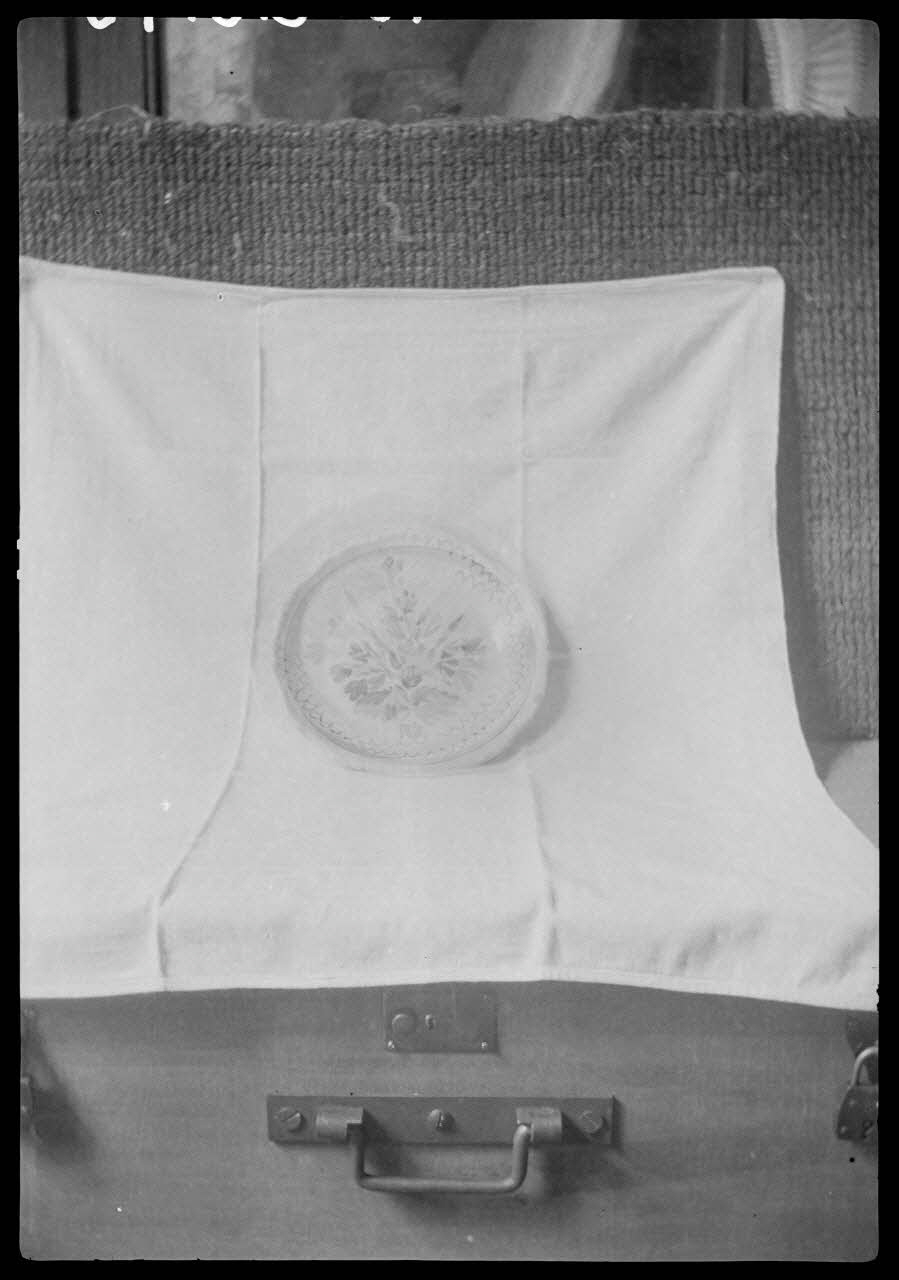 Suzanne Tardieu-Dumont ; Guy Moinet photographie Fontenay-le-Comte : Musée vendéen Pays de la Loire, France 1943/7/28 Ph.1943.213.43 Photo