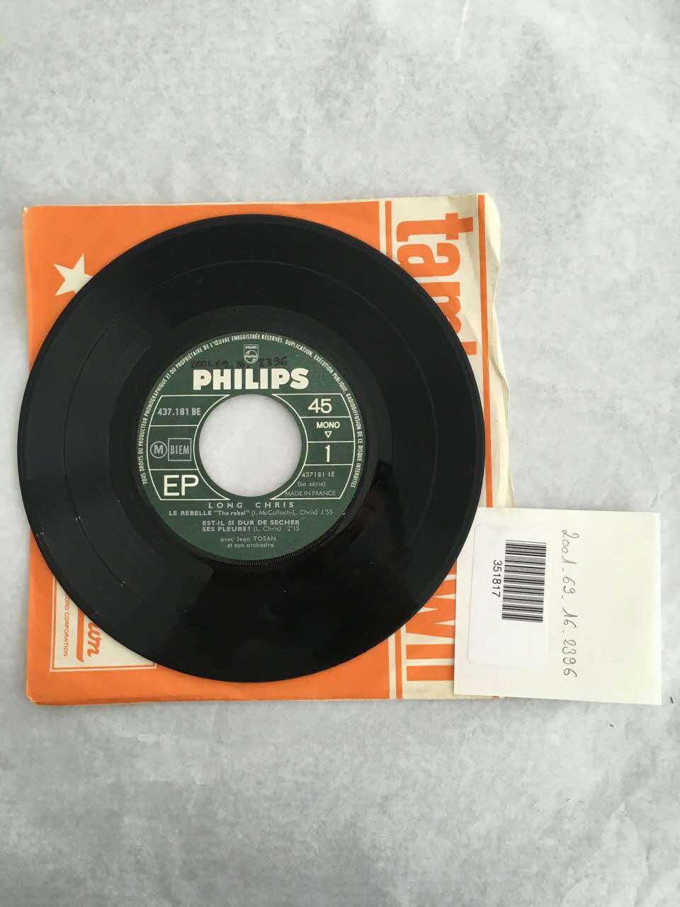 disque 45 tours Elle m'appartient 2001.69.16.2396 Photo