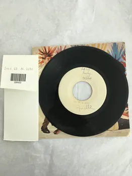Arielle ; Barclay disque 45 tours Arielle 1963/3/4 2001.69.16.2690 Photo