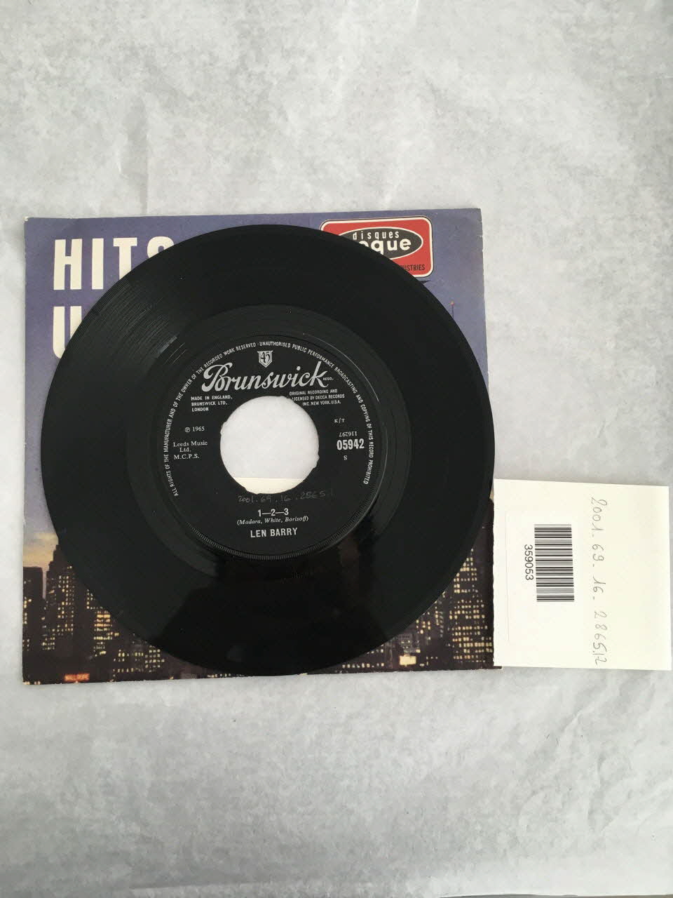 Len Barry ; Brunswick ; Disques Vogue disque 45 tours Bullseye 1965 2001.69.16.2865.1-2 Photo