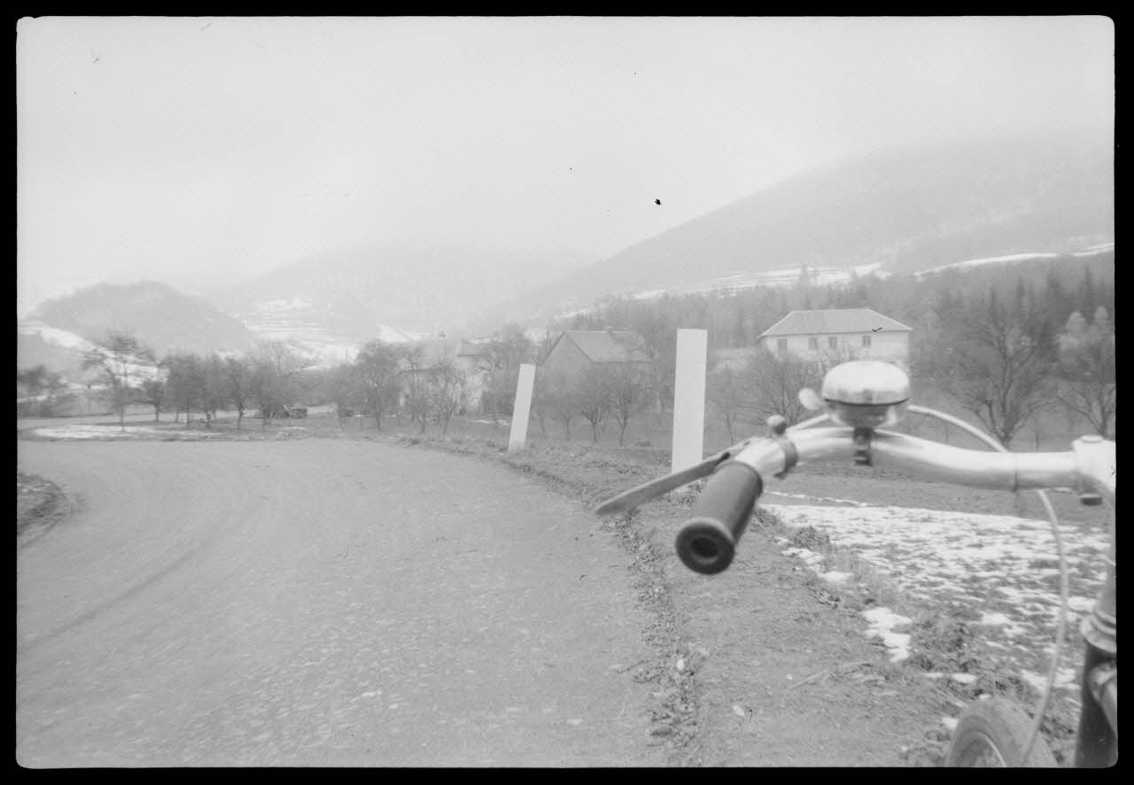 Henry photographie Vue générale Franche-Comté, France 1944/5/23 Ph.1945.159.6 Photo Musée des Civilisations de l’Europe et de la Méditerranée