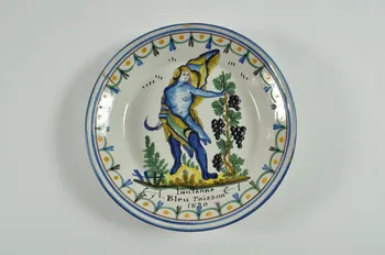 assiette calotte L'automne Bourgogne, France 1820 1943.37.19 Photo Mucem
